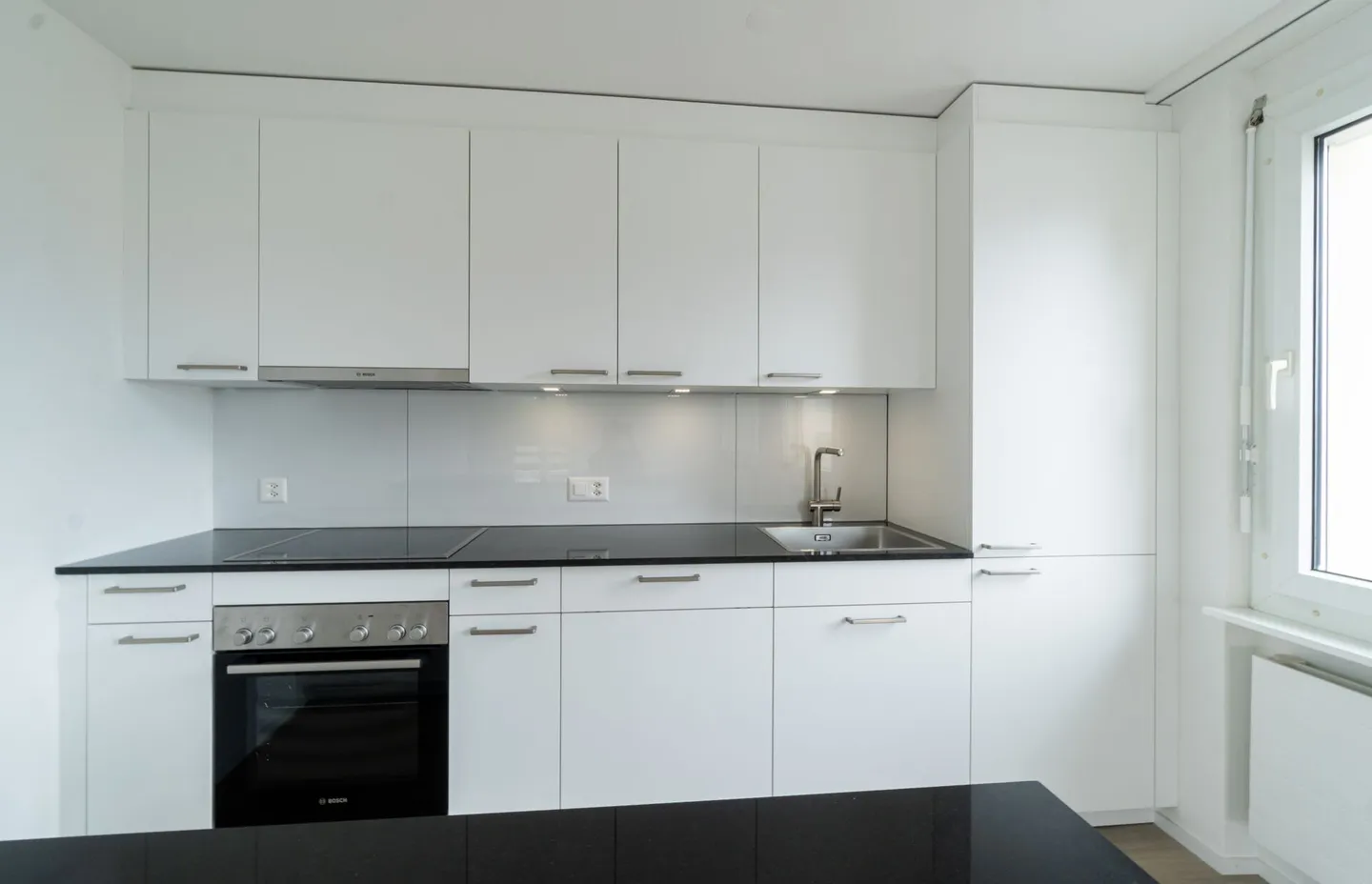 Freshly renovated and centrally located 3.5-room apartment - Photo 8 of 24