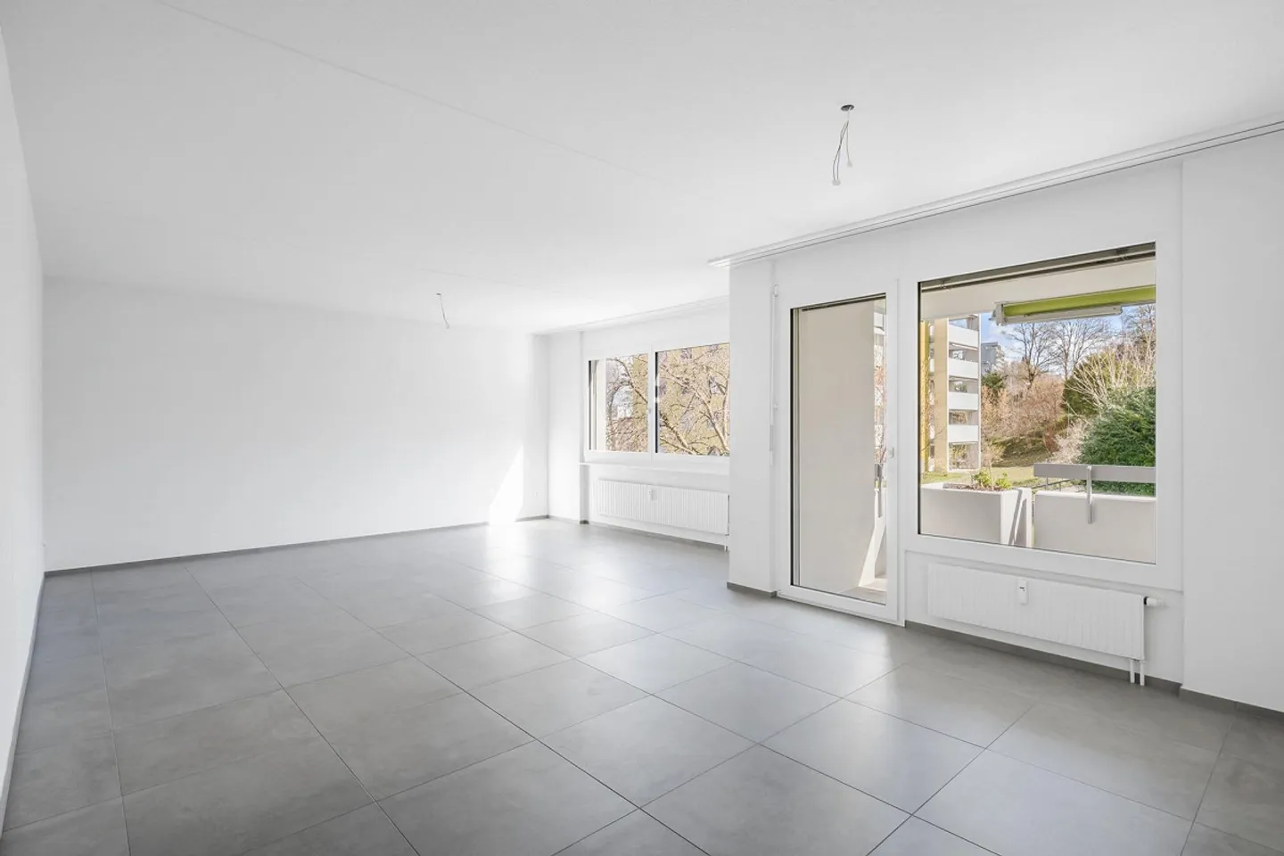 Votre nouveau chez-vous au cœur de Schlieren avec beaucoup d'espace pour la famille - Photo 1 sur 11