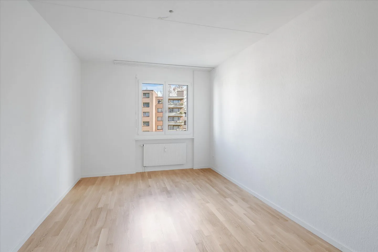 Votre nouveau chez-vous au cœur de Schlieren avec beaucoup d'espace pour la famille - Photo 7 sur 11