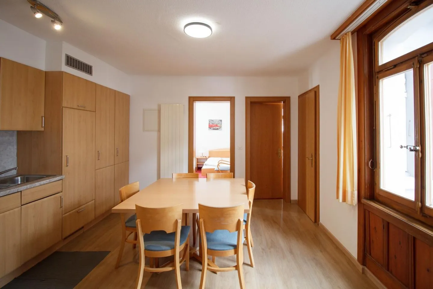 Charmant appartement 3 pièces - Photo 3 sur 12