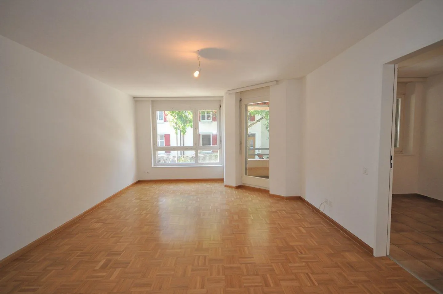 Appartamento luminoso con balcone in prossimità di Birsköpfli - Foto 1 di 8