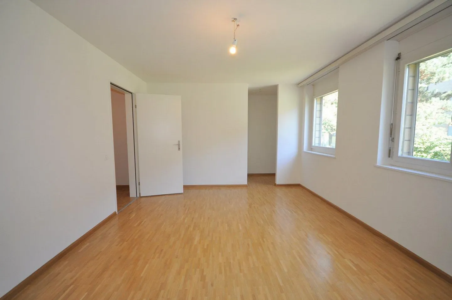 Appartamento luminoso con balcone in prossimità di Birsköpfli - Foto 2 di 8