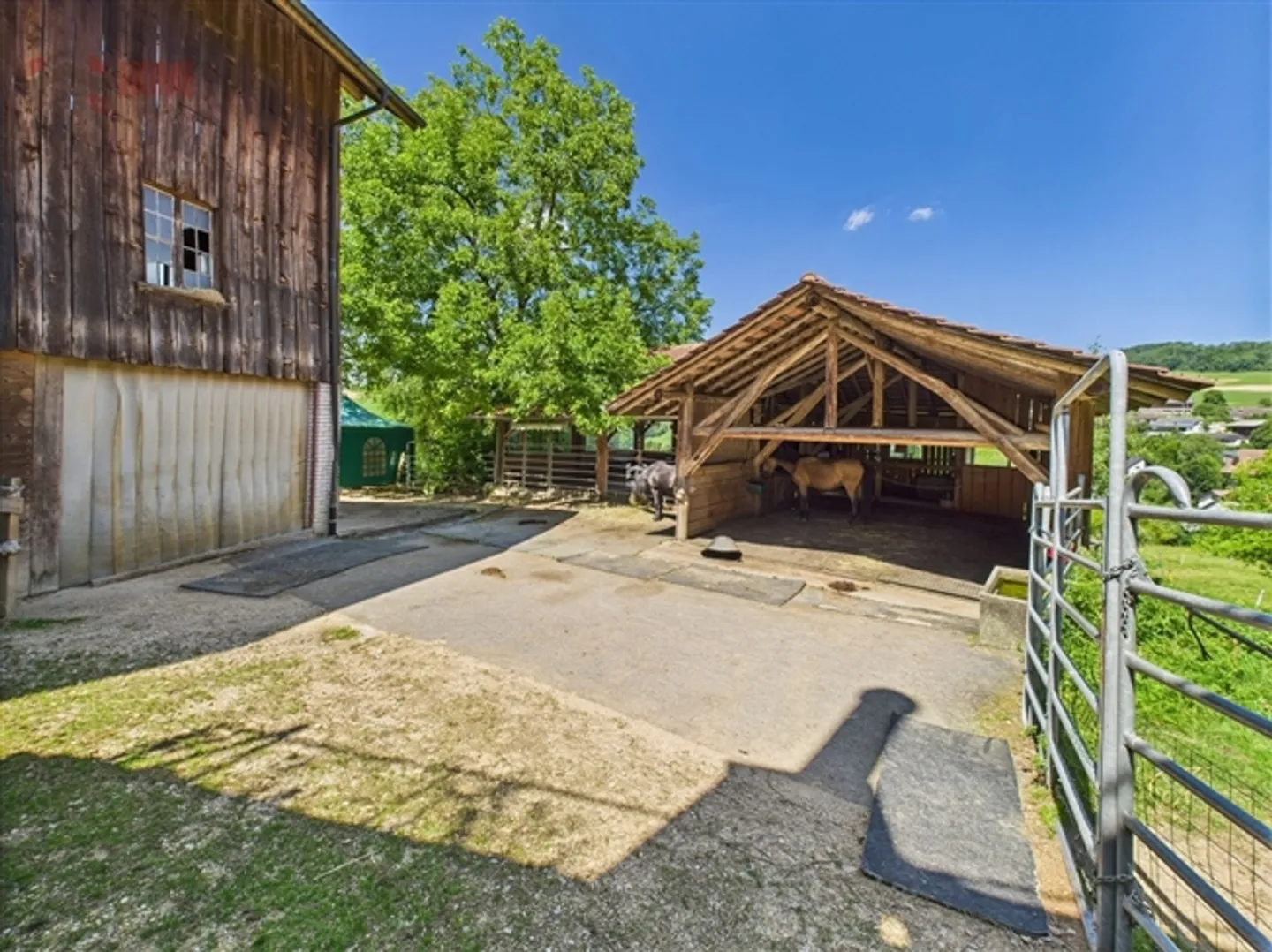 Appartement 5.5 pièces avec possibilité de garder des chevaux dans une maison bifamiliale - Photo 14 sur 18