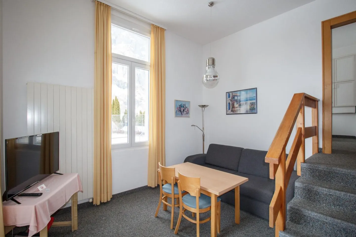 Studio 1.5 rooms - Photo 1 of 10