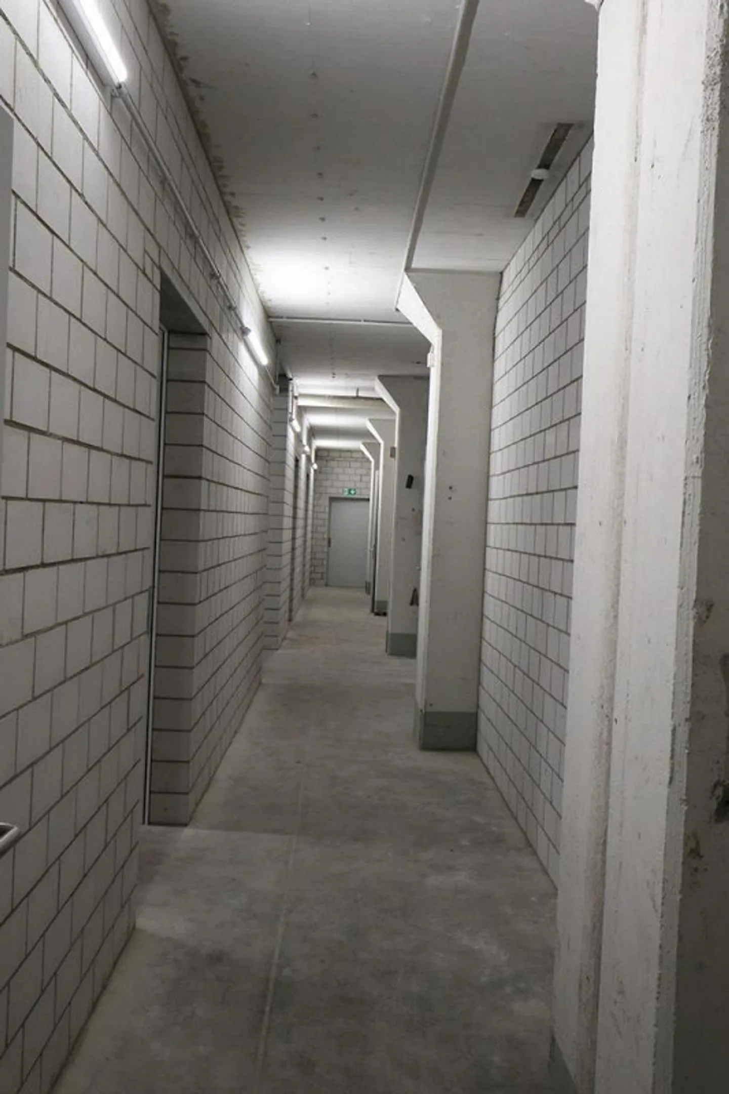 Storage areas in the former mineral spring - Photo 4 of 8