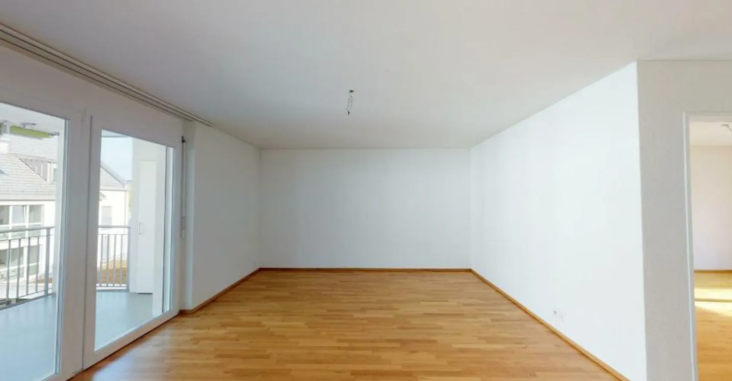 Beautiful apartment in a central location - Photo 2 of 7