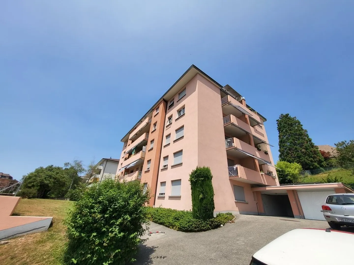 Appartamento di 3 stanze completamente ristrutturato - Foto 8 di 9