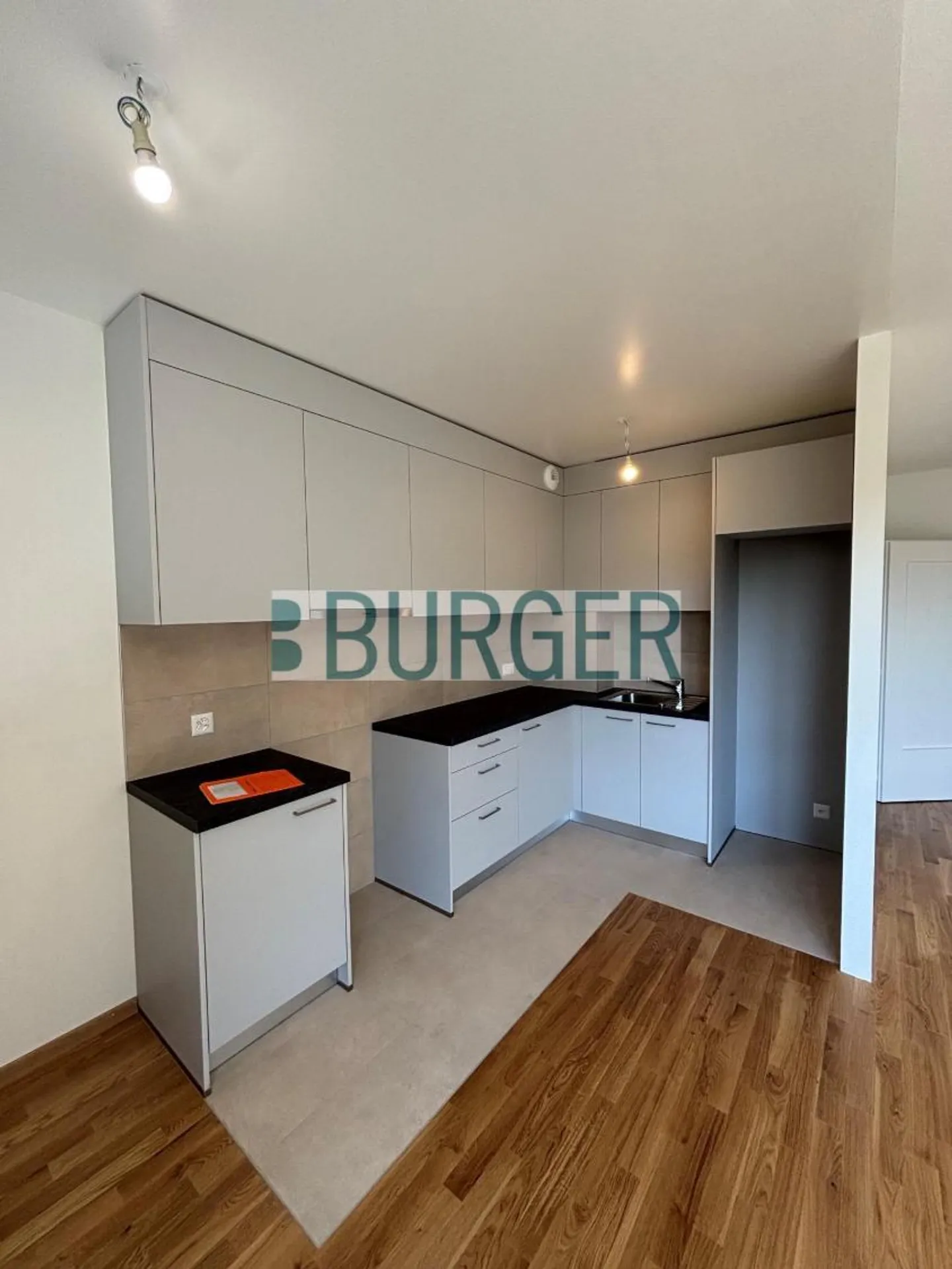 3-room apartment - Photo 1 of 5
