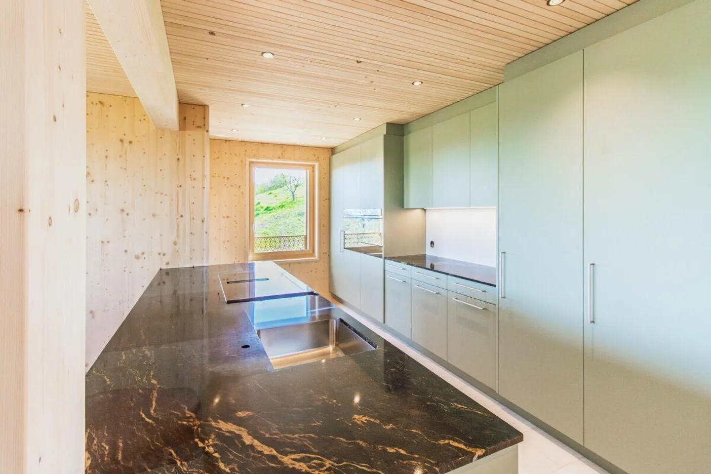 HAUFEN 145 - 5.5-Room Maisonette Apartment with Stunning Lake View - Photo 8 of 15