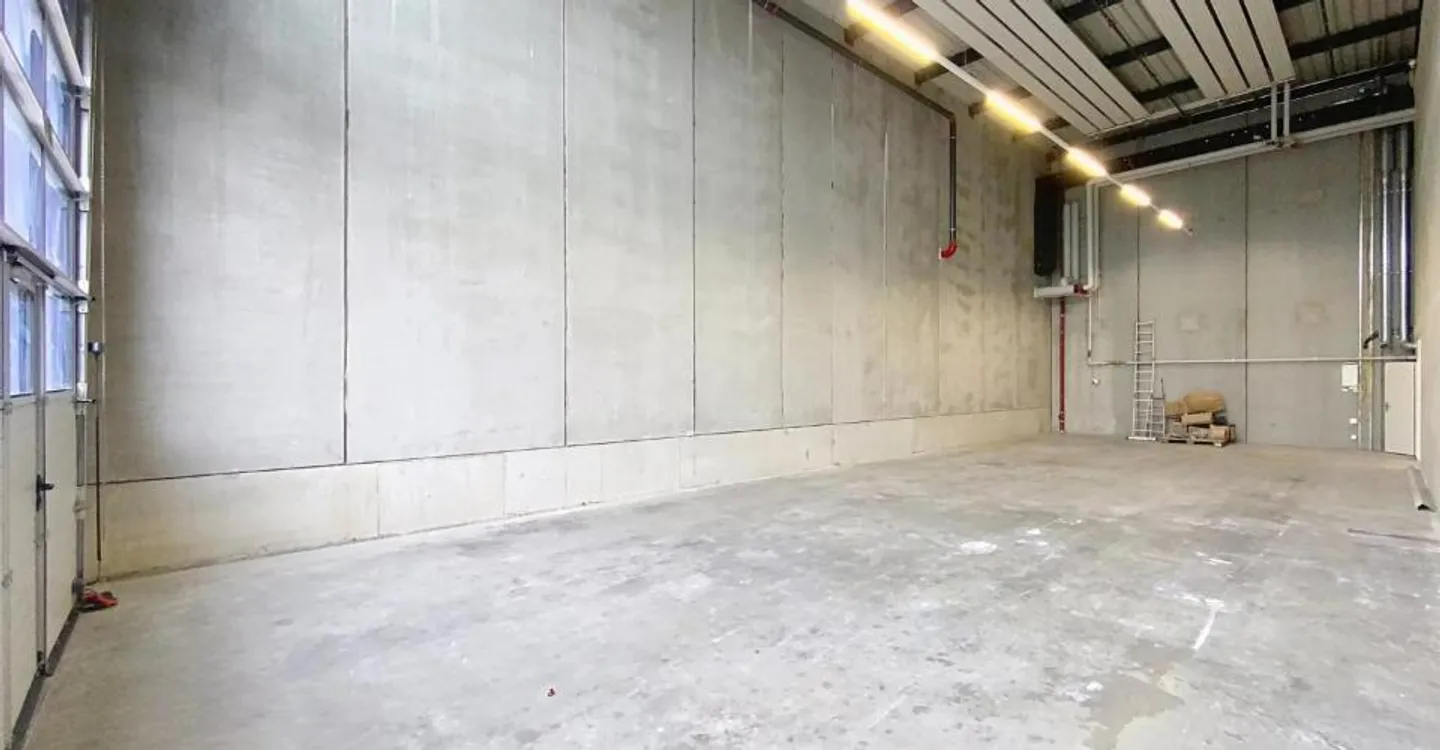 Industrial Space in Vernier - Photo 4 of 8