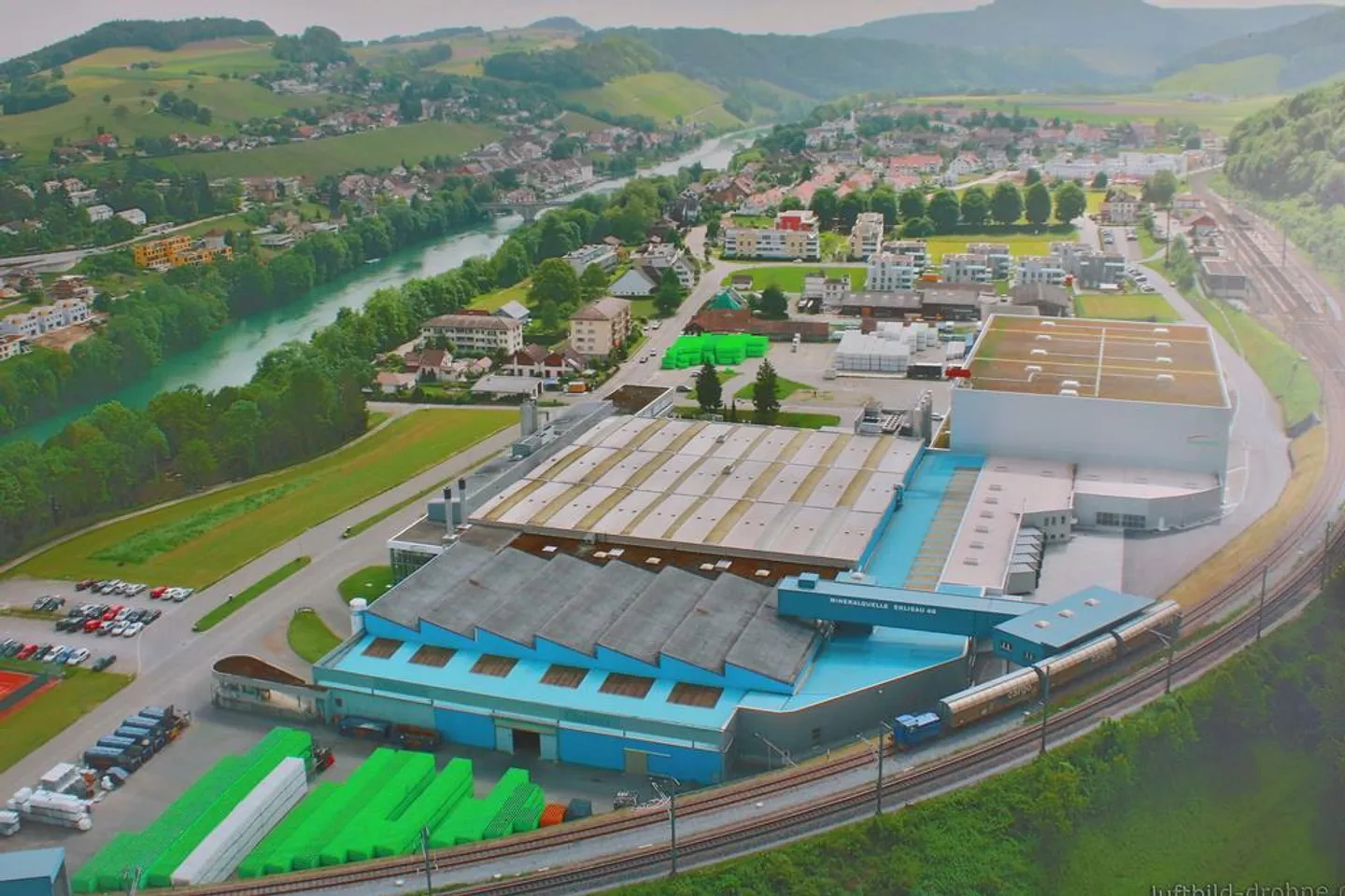 Spazi di stoccaggio nella ex sorgente minerale di Eglisau - Foto 1 di 7