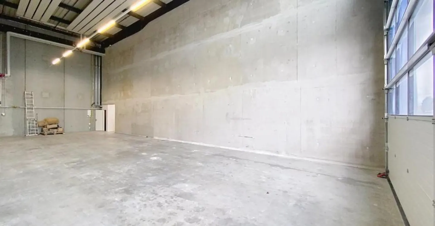 Industrial Space in Vernier - Photo 7 of 8