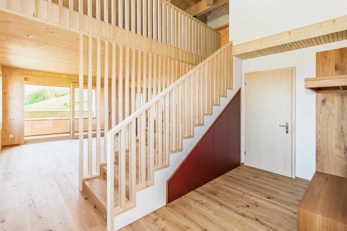 HAUFEN 145 - 5.5-Room Maisonette Apartment with Stunning Lake View - Photo 11 of 15