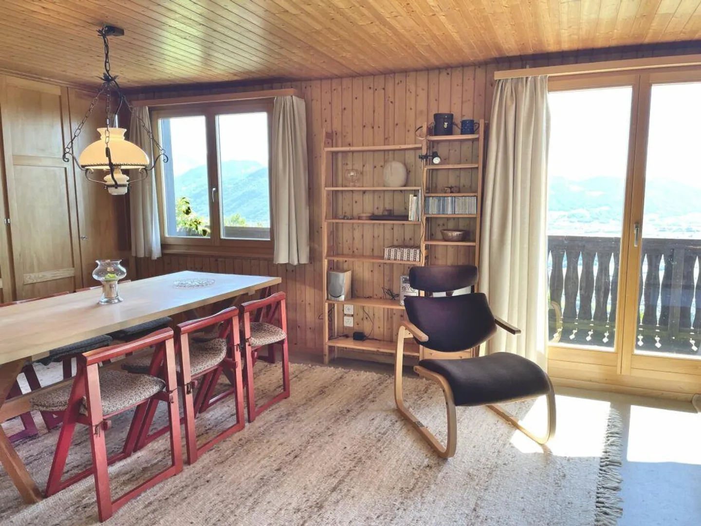 Il tuo paradiso personale: Casa vacanze con vista mozzafiato sul lago e sulle montagne - Foto 14 di 22