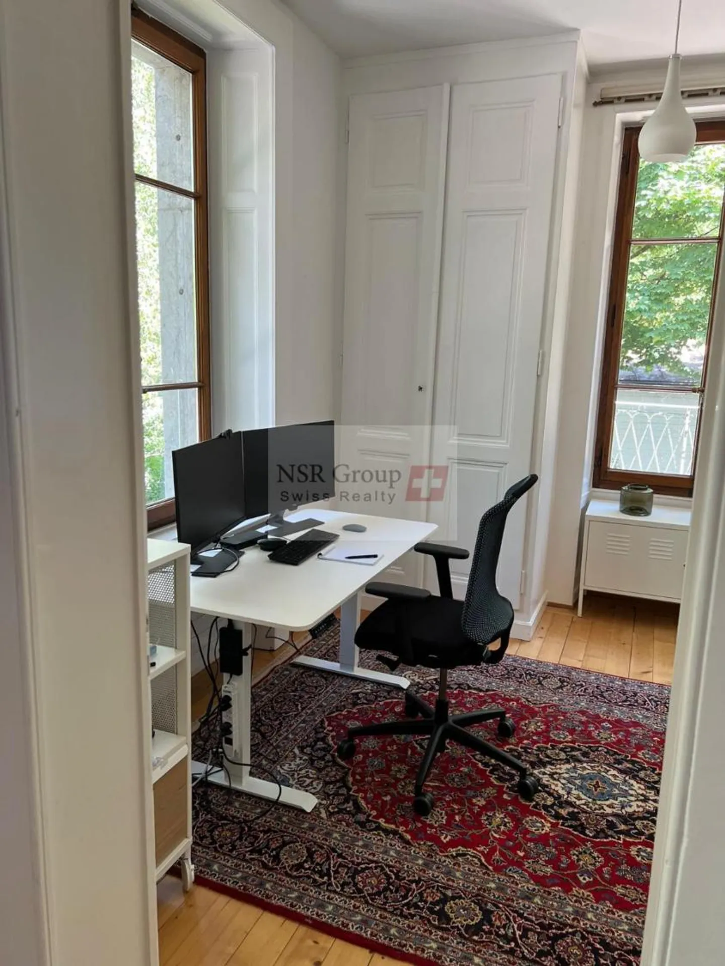 Maison meublée exclusive à louer à Carouge – 297 m² avec jardin et dépendance - Photo 3 sur 13