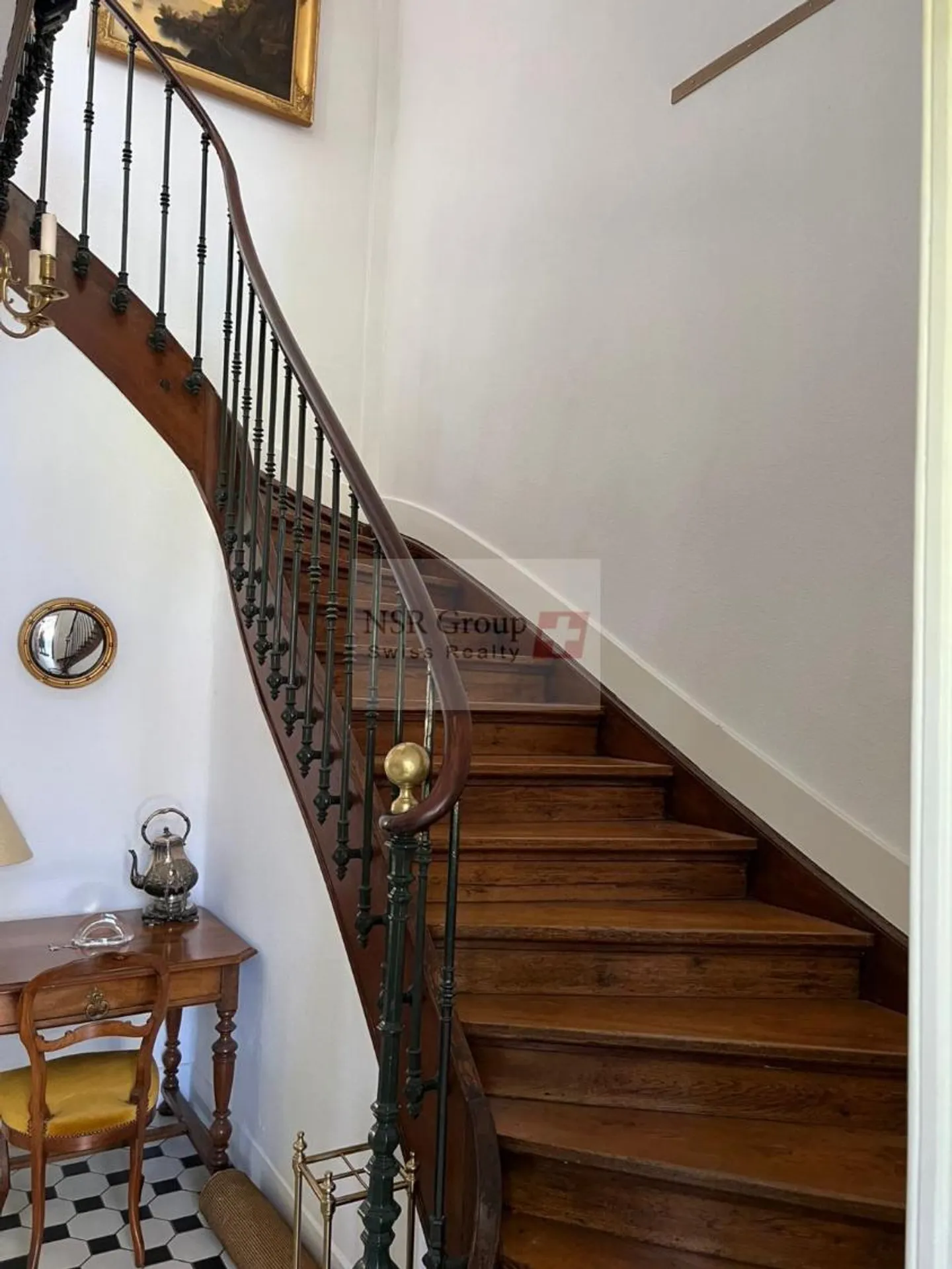 Maison meublée exclusive à louer à Carouge – 297 m² avec jardin et dépendance - Photo 5 sur 13
