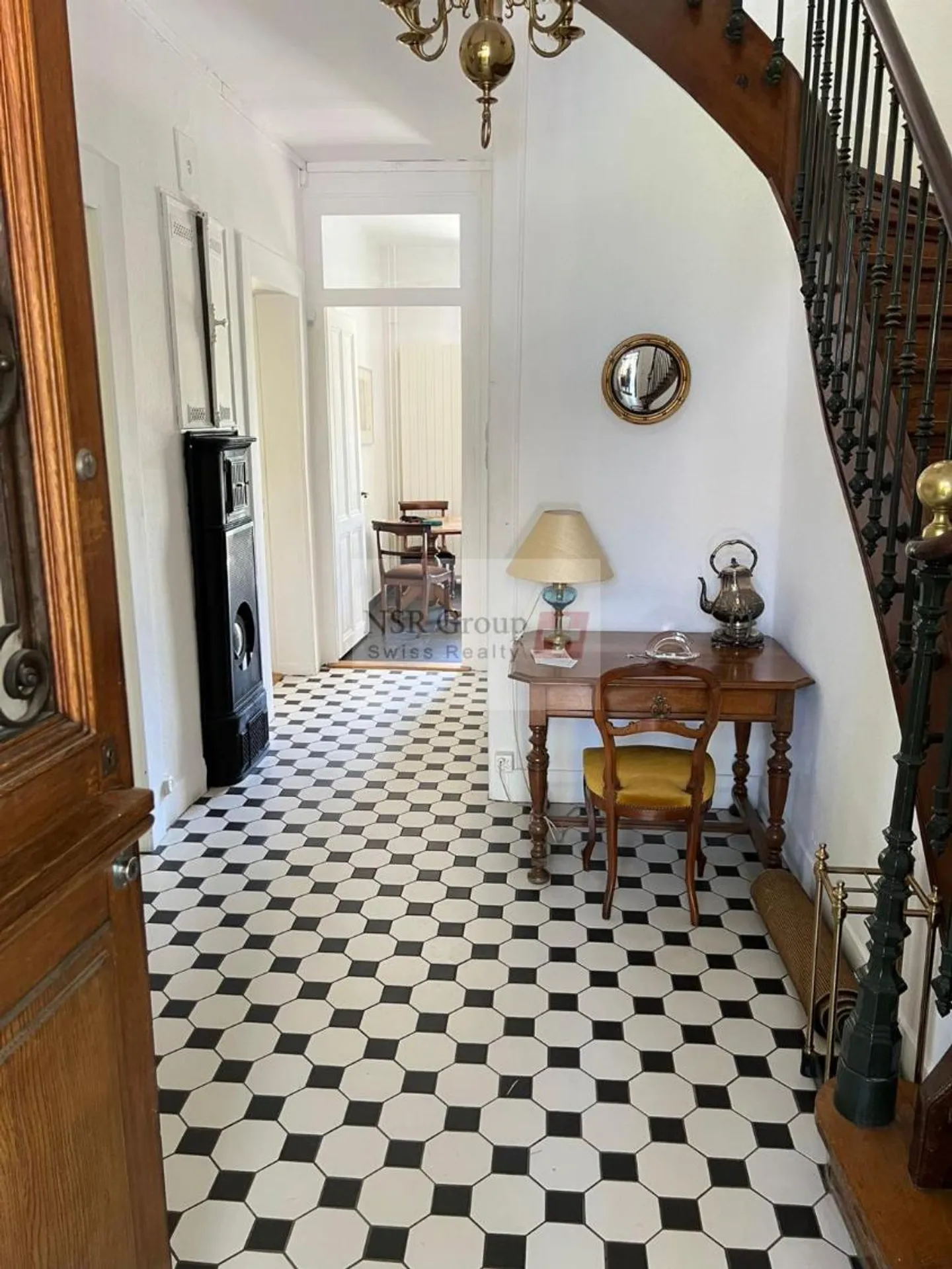 Maison meublée exclusive à louer à Carouge – 297 m² avec jardin et dépendance - Photo 8 sur 13