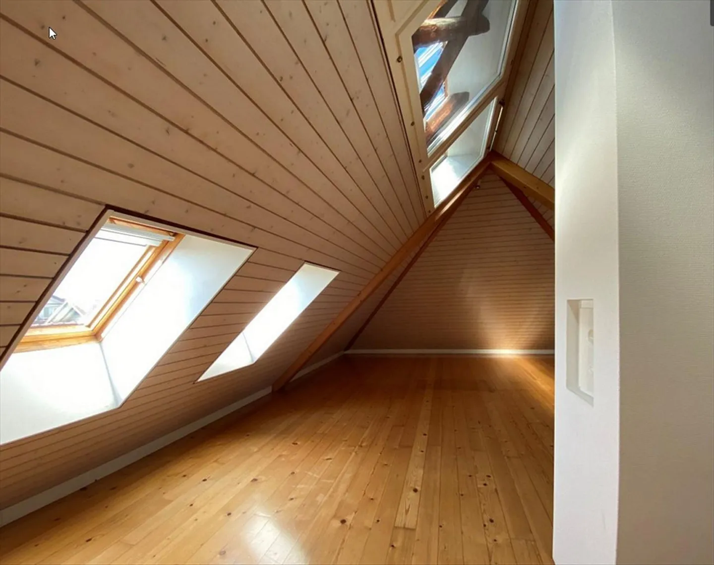 Helle Maisonettewohnung mit viel Charme zu vermieten - Photo 8 of 11