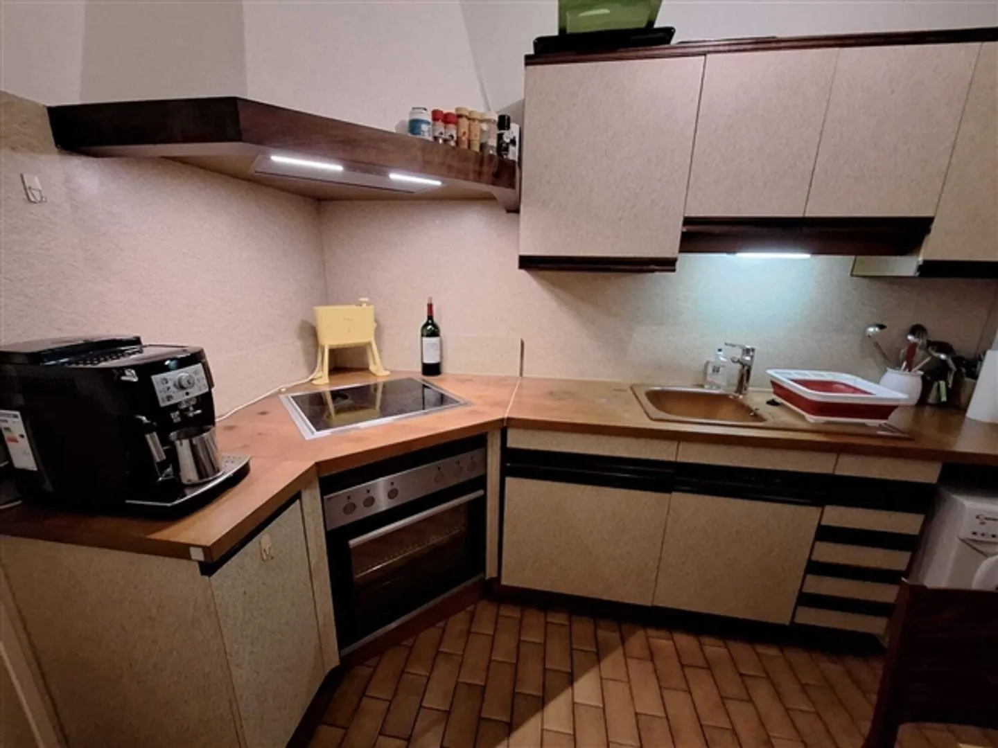 APPARTEMENT 1 PIÈCE À GENÈVE - PLAINPALAIS/ACACIAS, MEUBLÉ, DURÉE DÉTE - Photo 4 sur 6