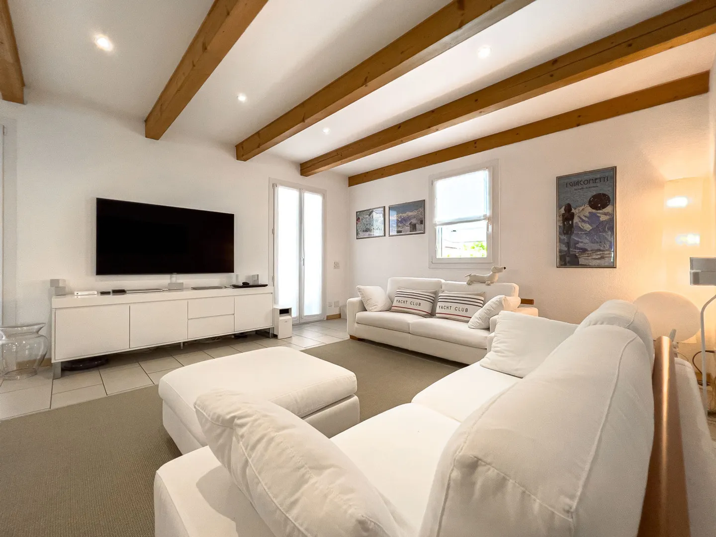 Villa for sale - Photo 1 of 15