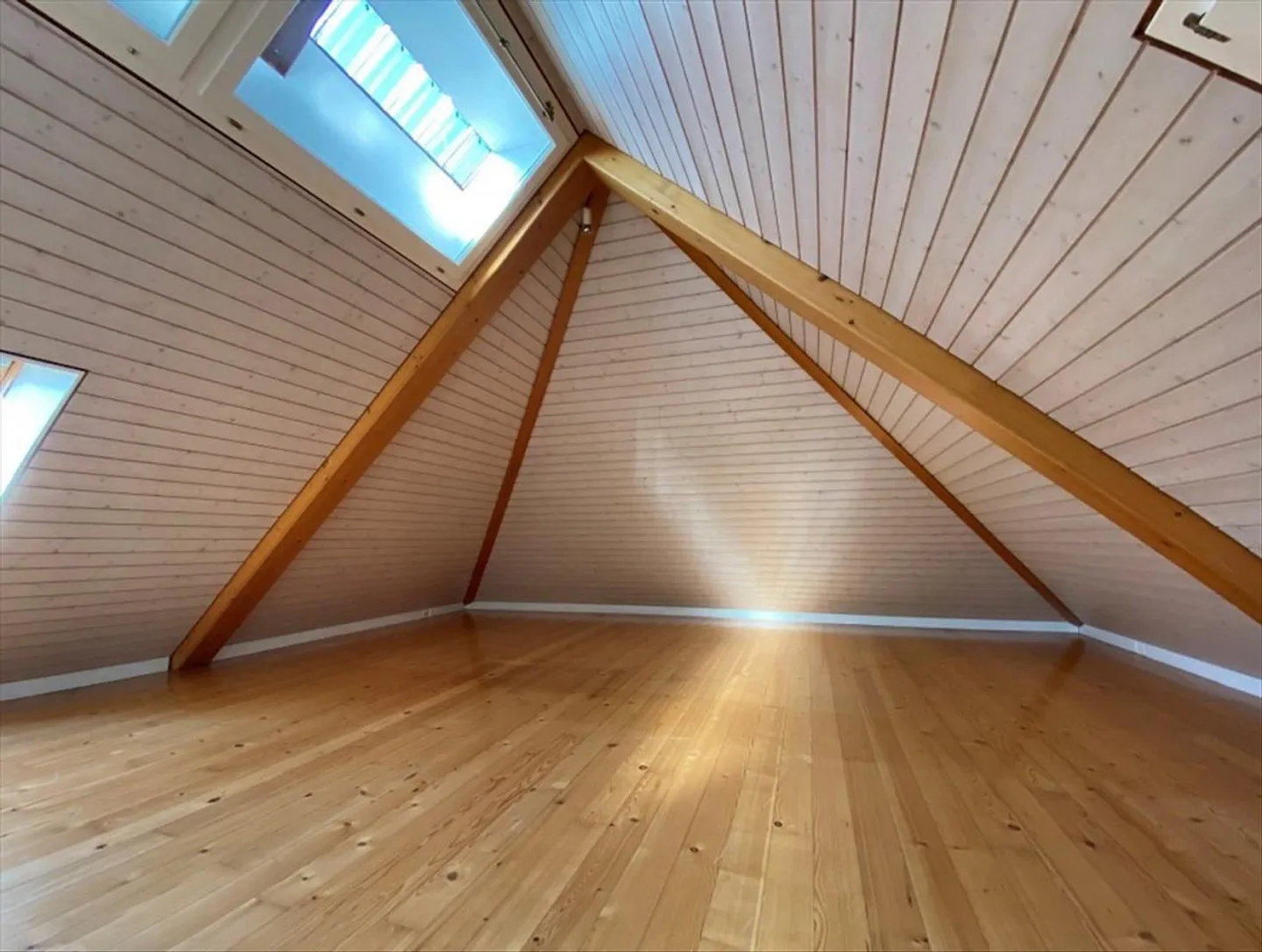 Helle Maisonettewohnung mit viel Charme zu vermieten - Photo 10 of 11