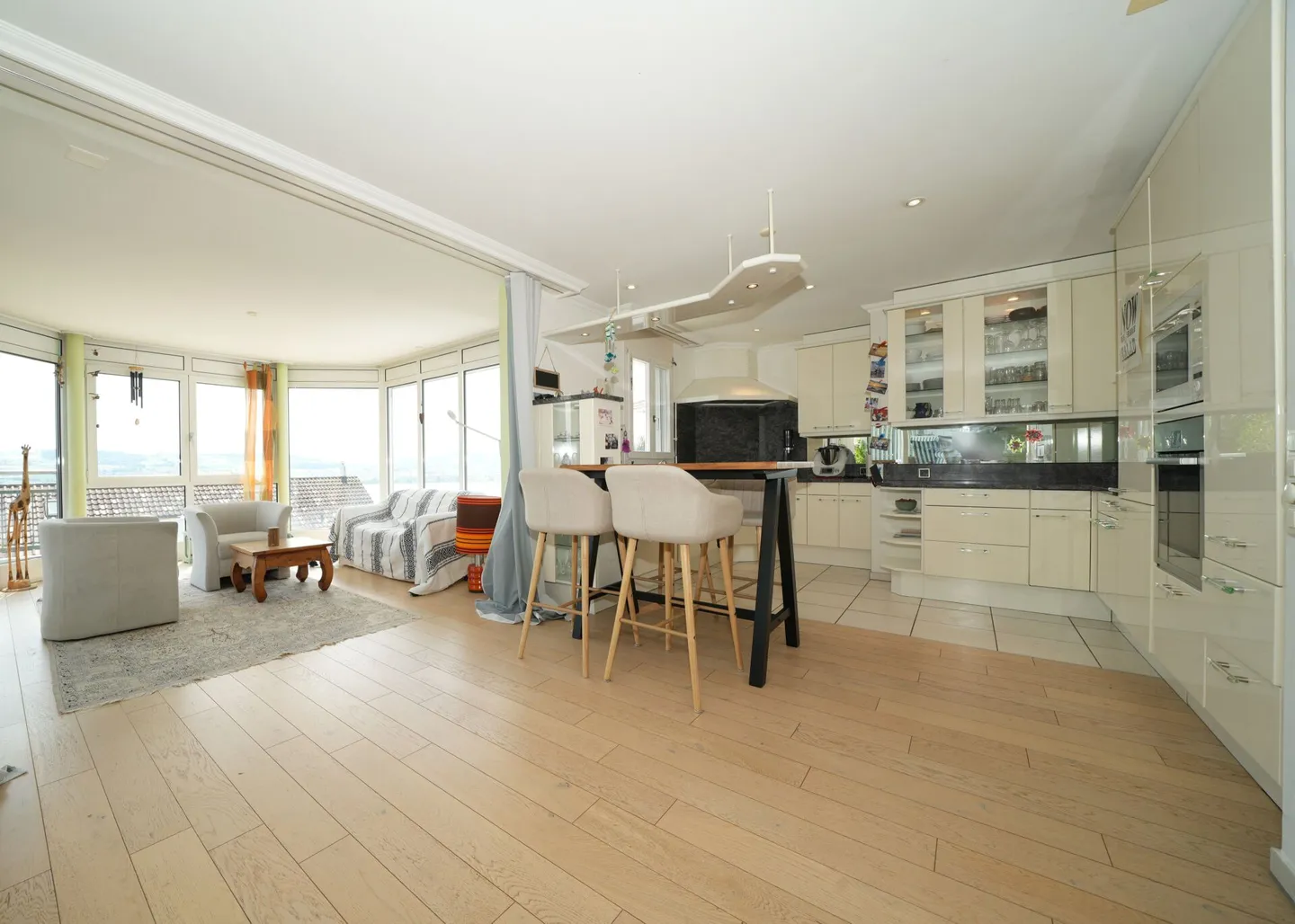 Maisonette da sogno in attico con vista sulle montagne e sul lago in posizione esclusiva - Foto 5 di 9