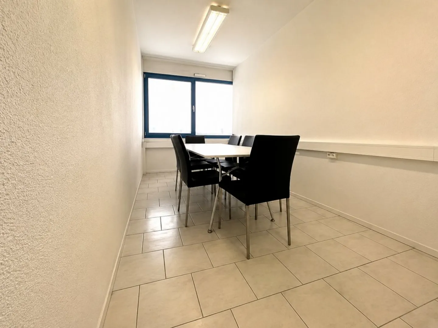 Administrative/Office 4 rooms 200 m2 in Kerzers - Photo 4 of 12