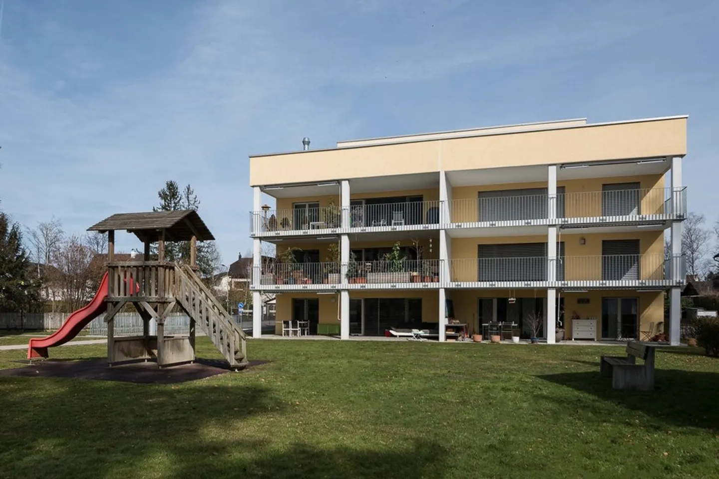 Vivre dans un endroit calme et adapté aux enfants - Photo 1 sur 8