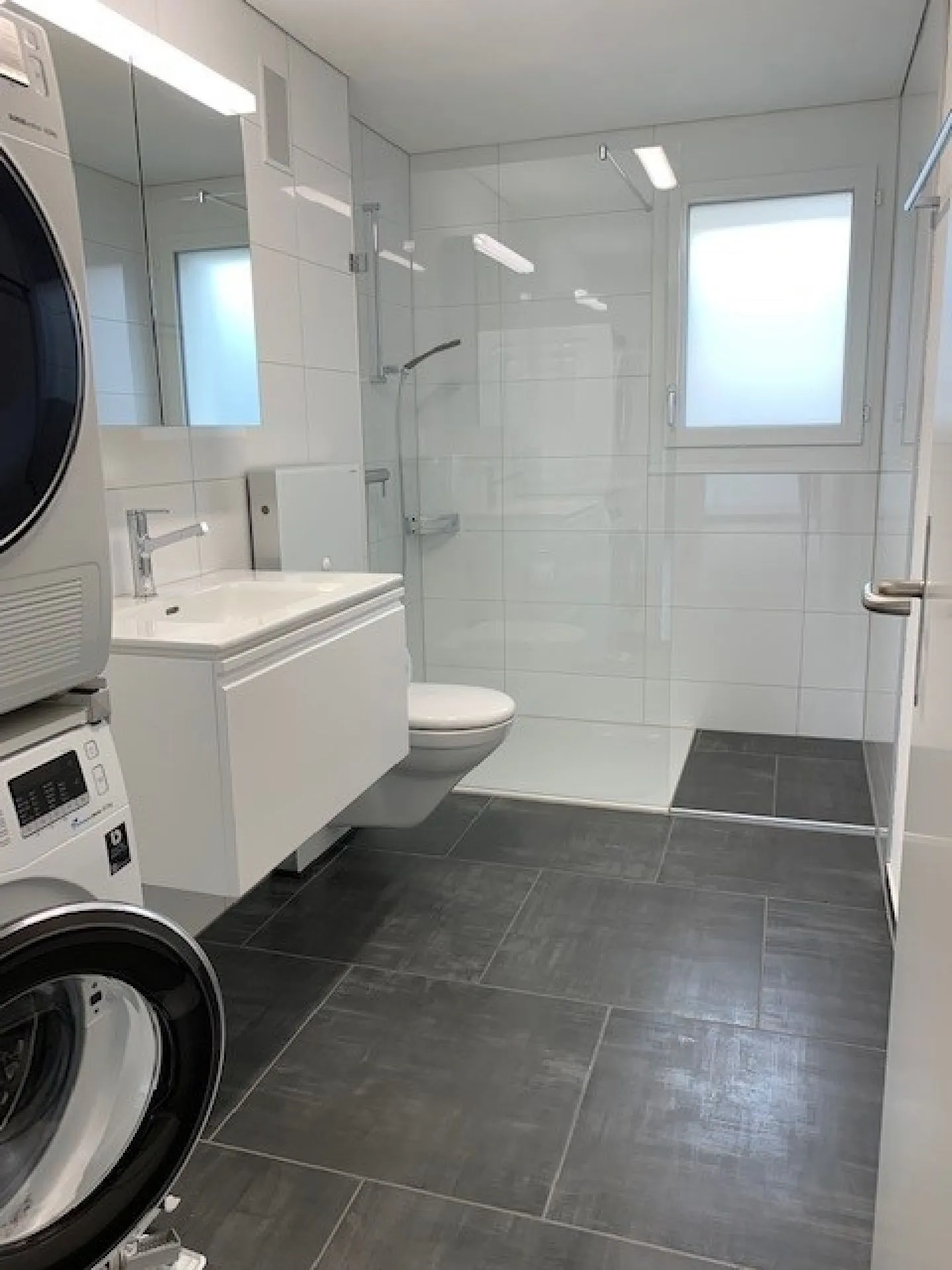Modern and centrally located living - Photo 8 of 9