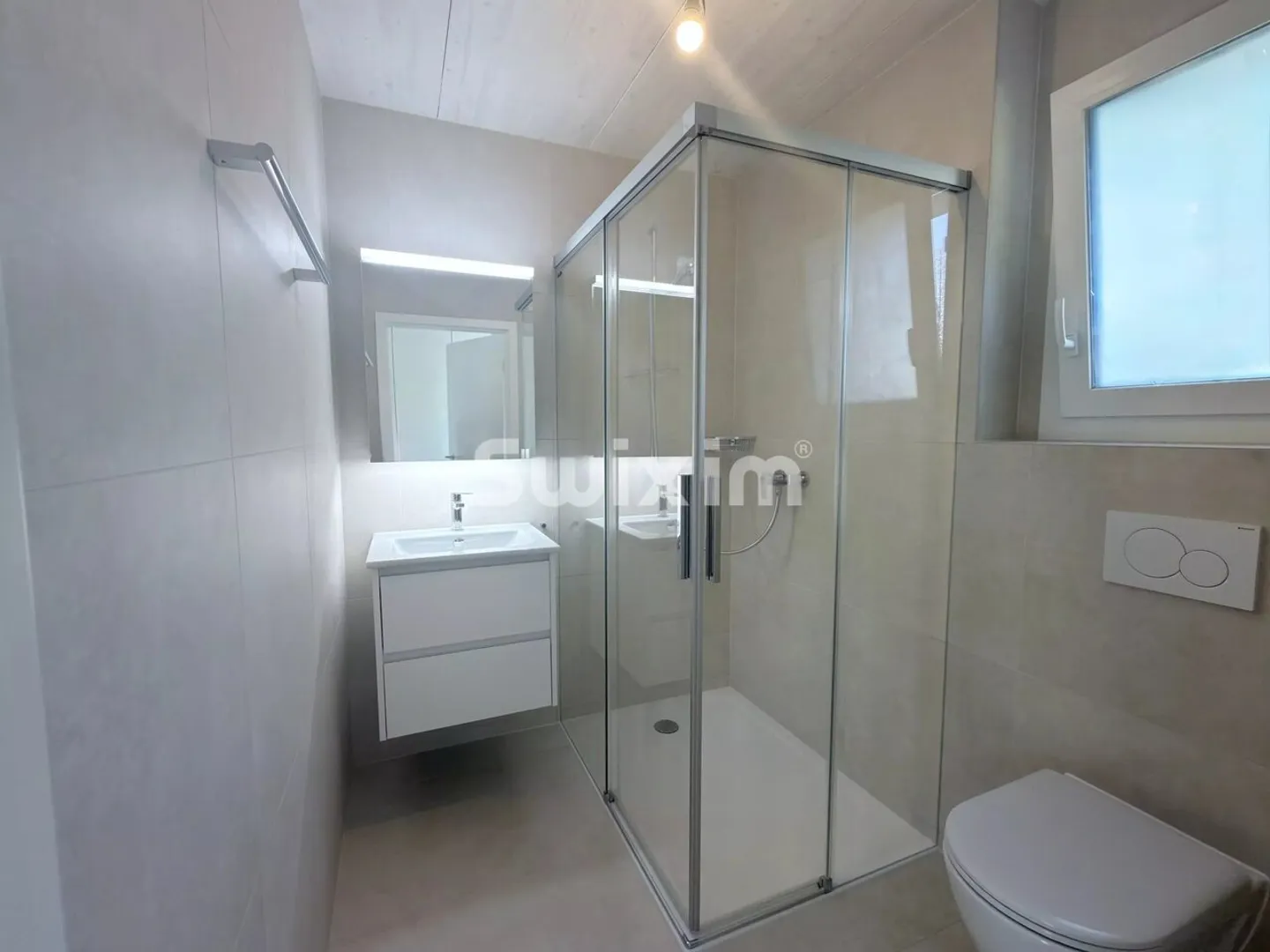 Maison semi-détachée spacieuse - Photo 8 sur 8