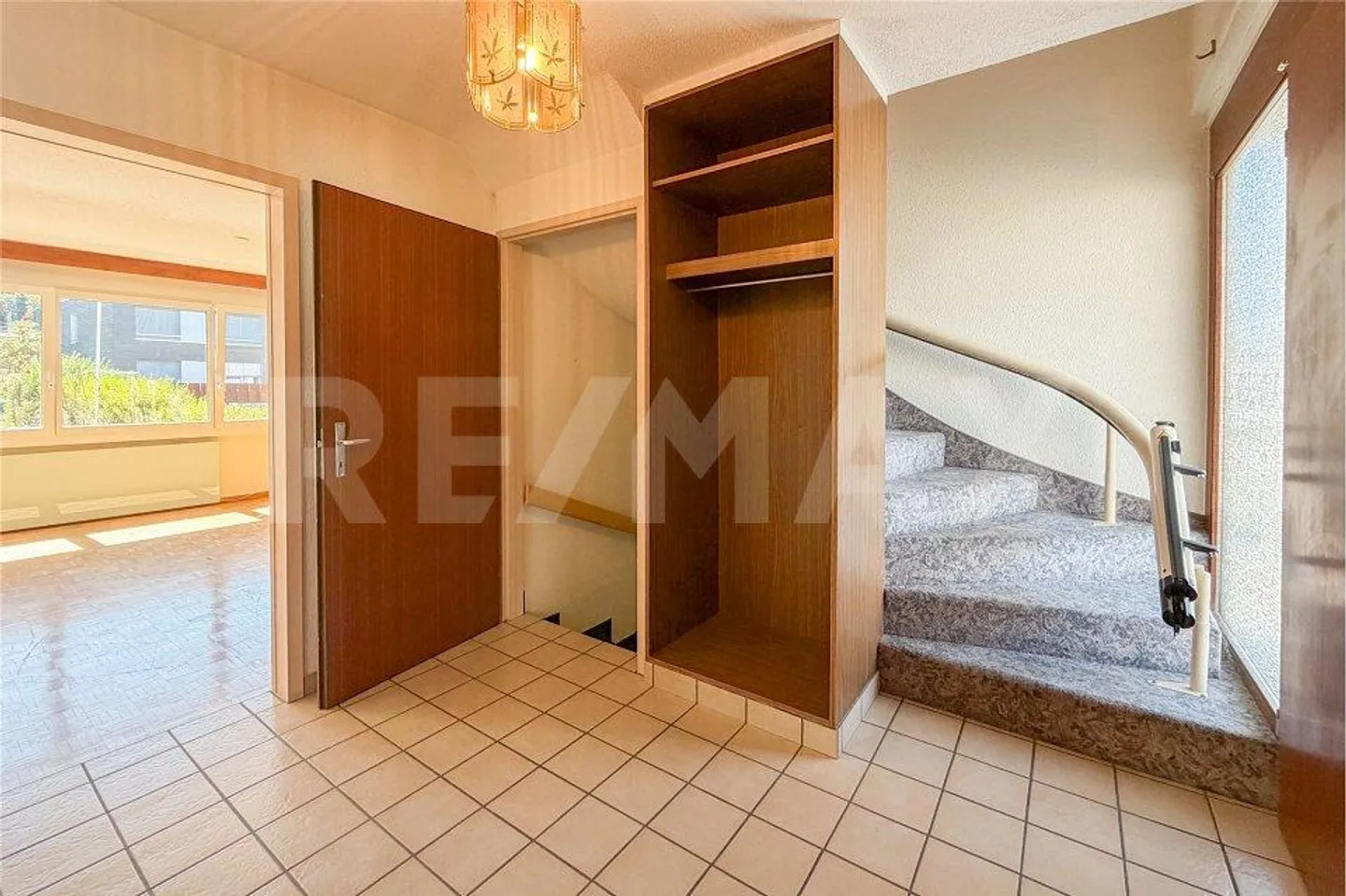 Charmantes Eckhaus mit Garten – Ihre Renovationsideen, 5.5 Zimmer E... - Foto 8 di 13