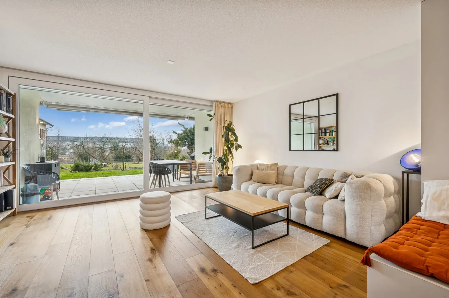 Modern Garden Apartment on the Zihl Canal including Parking Space - Photo 3 of 13