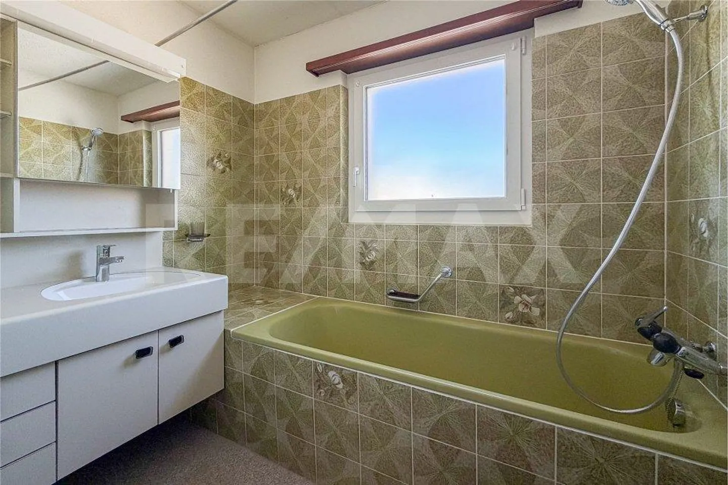 Charmantes Eckhaus mit Garten – Ihre Renovationsideen, 5.5 Zimmer E... - Foto 9 di 13