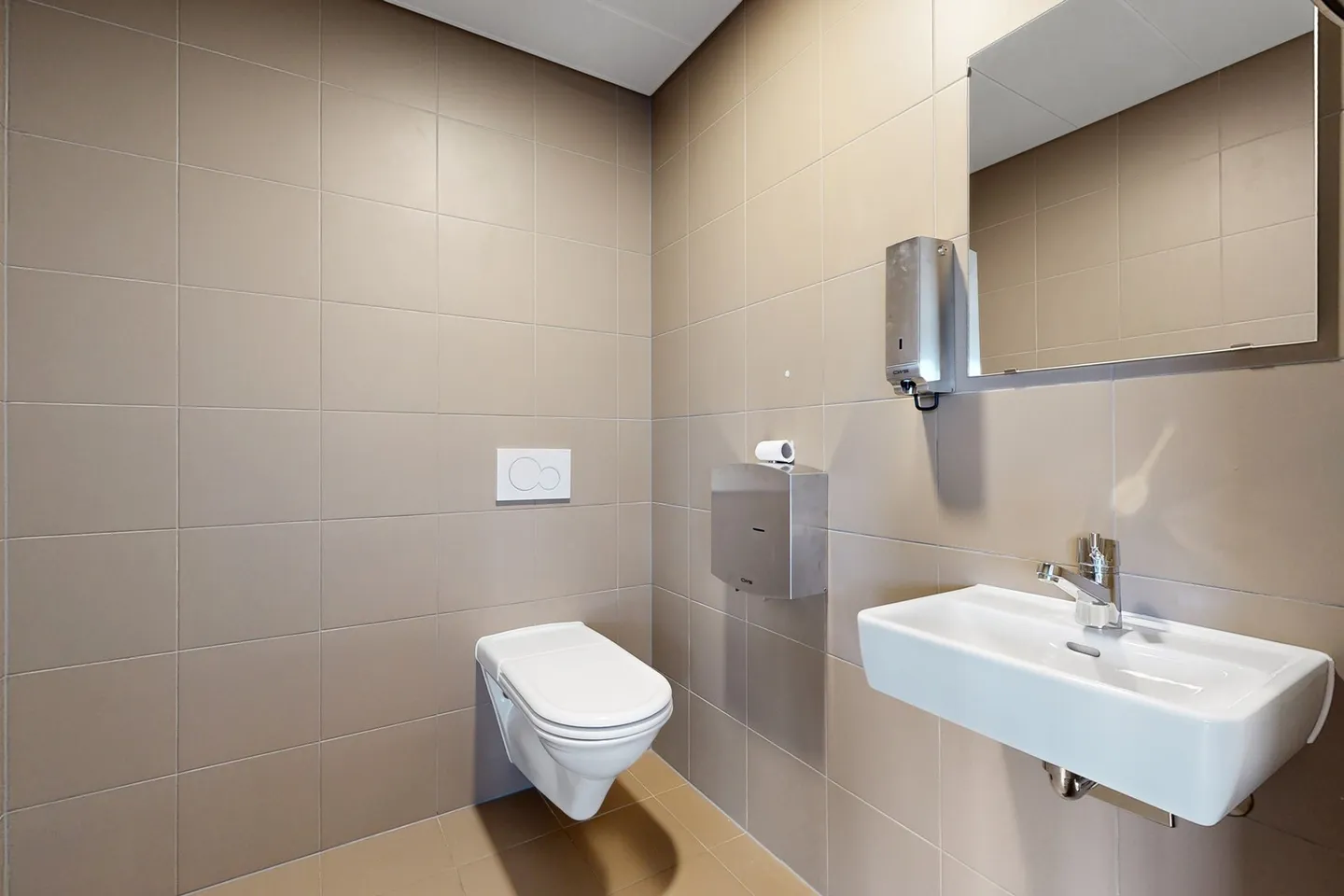 Modern Office Space - Photo 10 of 11