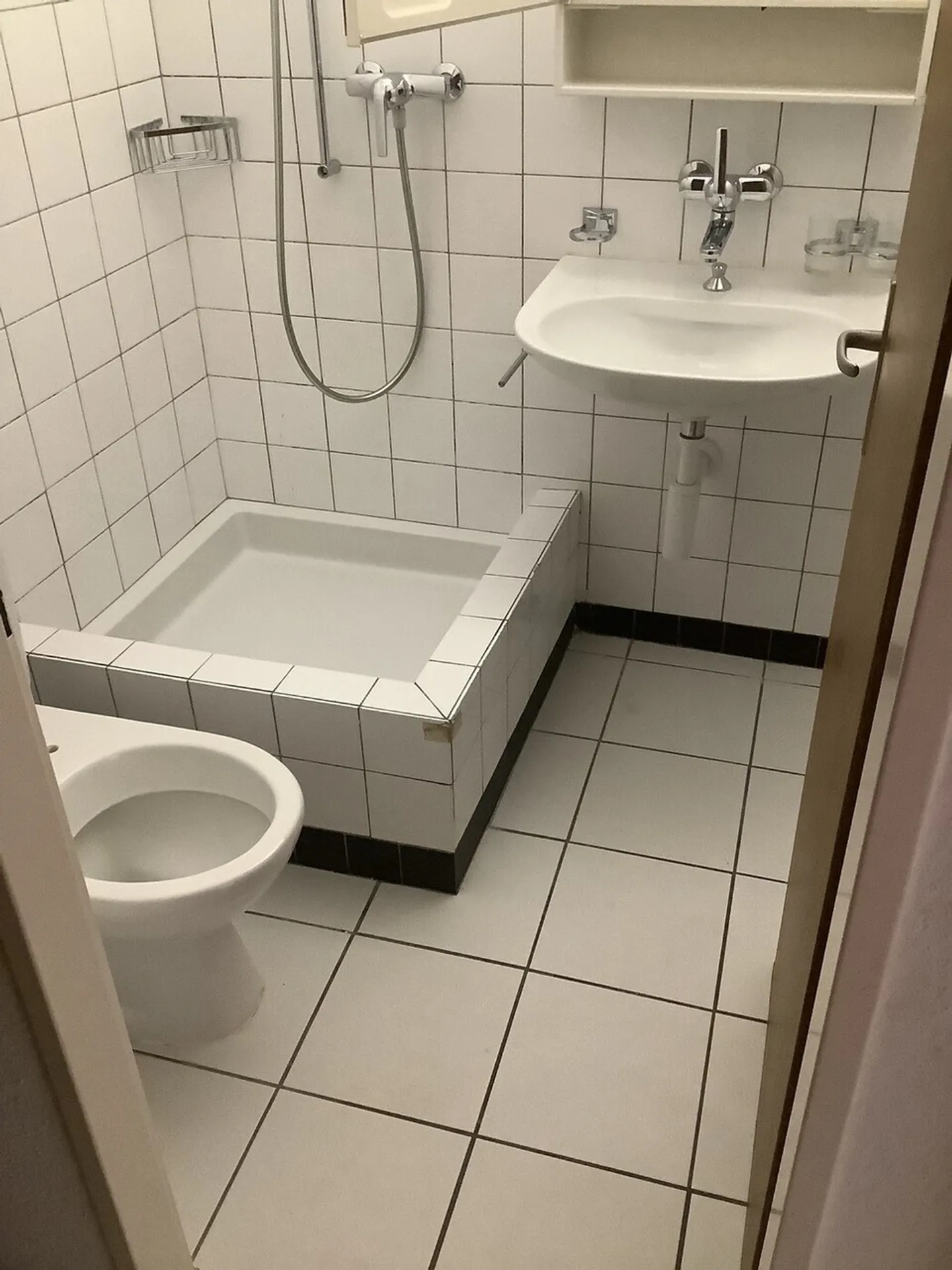 Modernes Apartment mit Balkon - Foto 4 von 4