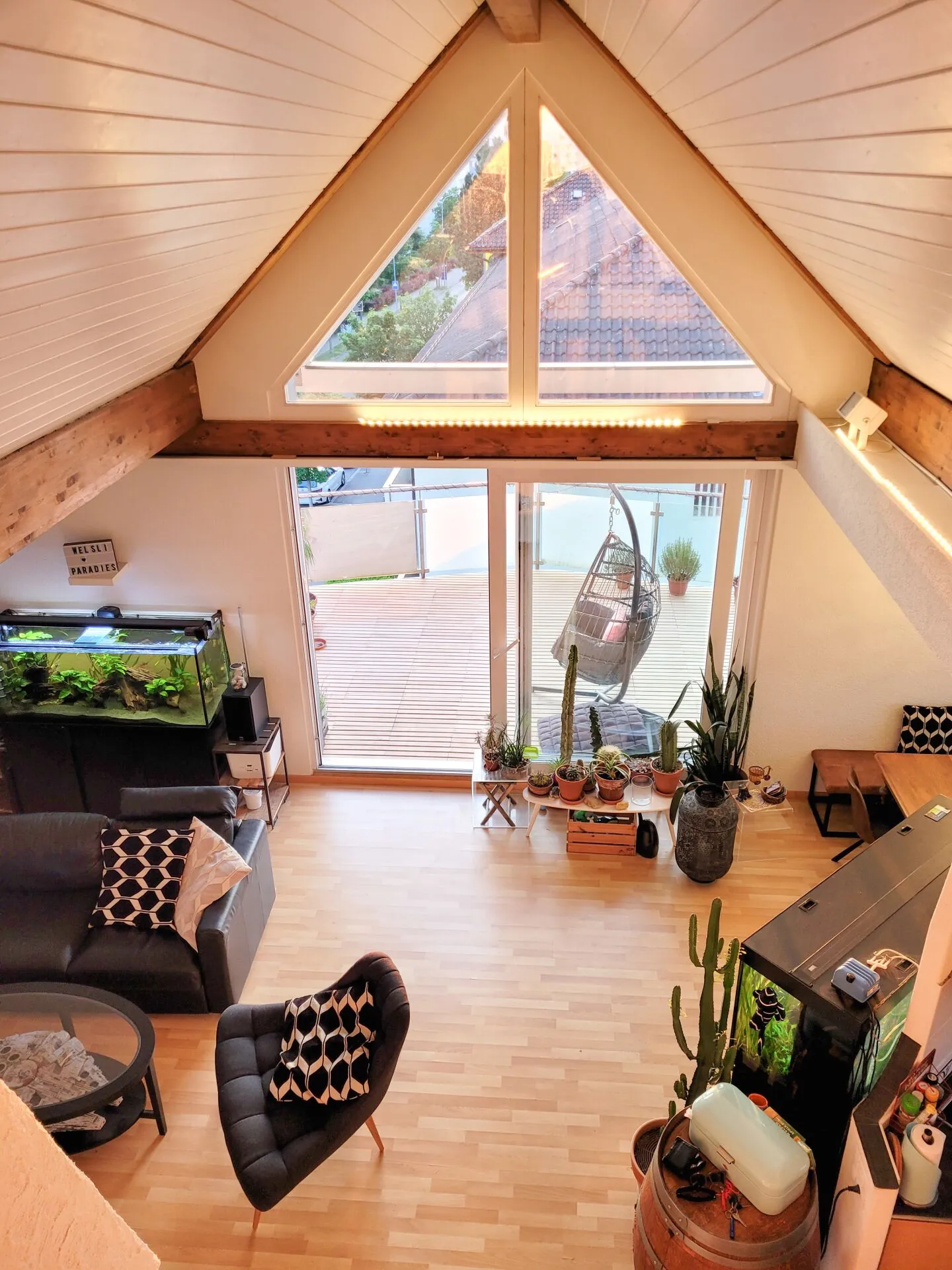 Grosse helle Attikawohnung - Photo 4 sur 15