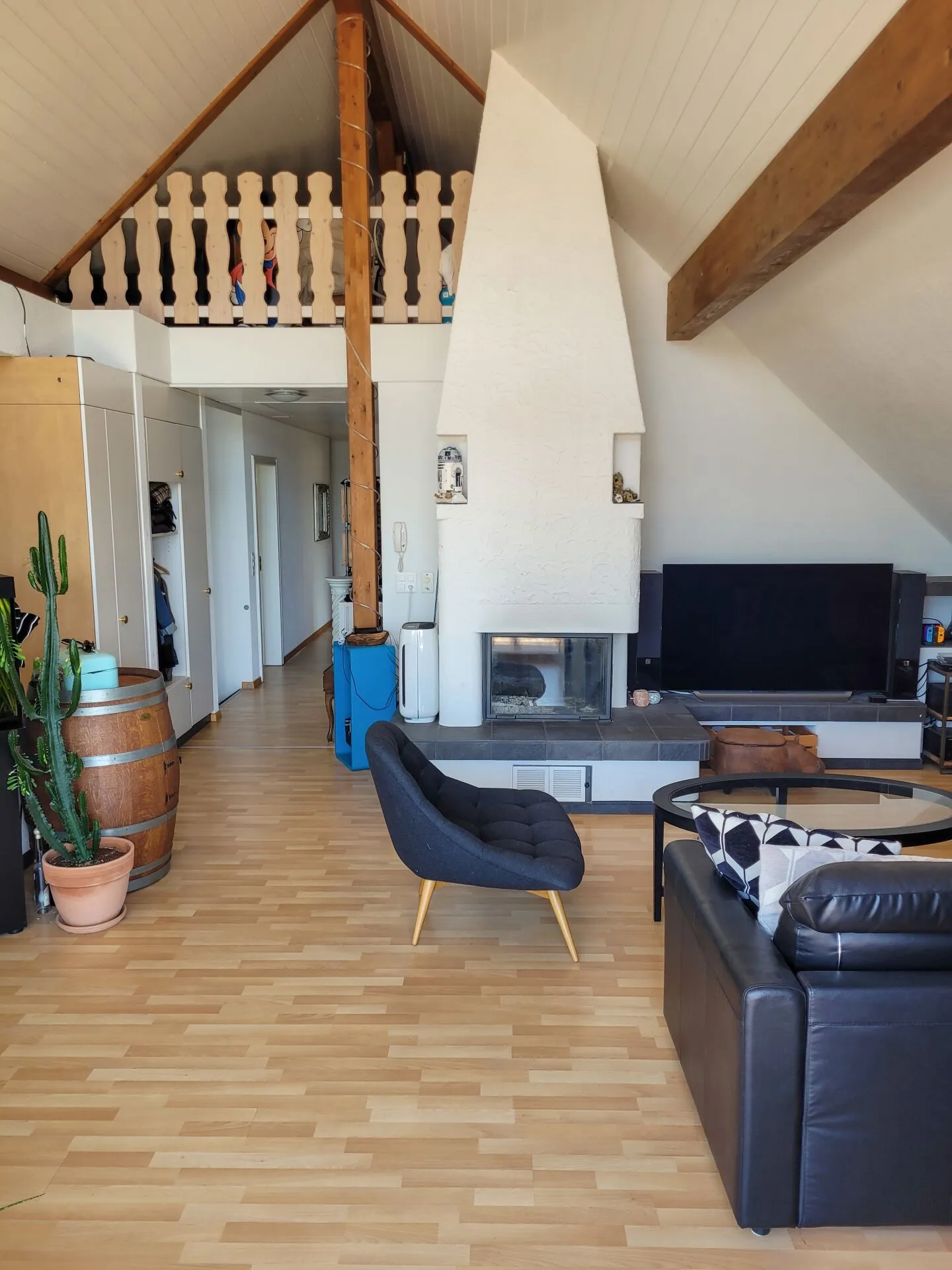 Grosse helle Attikawohnung - Photo 5 sur 15