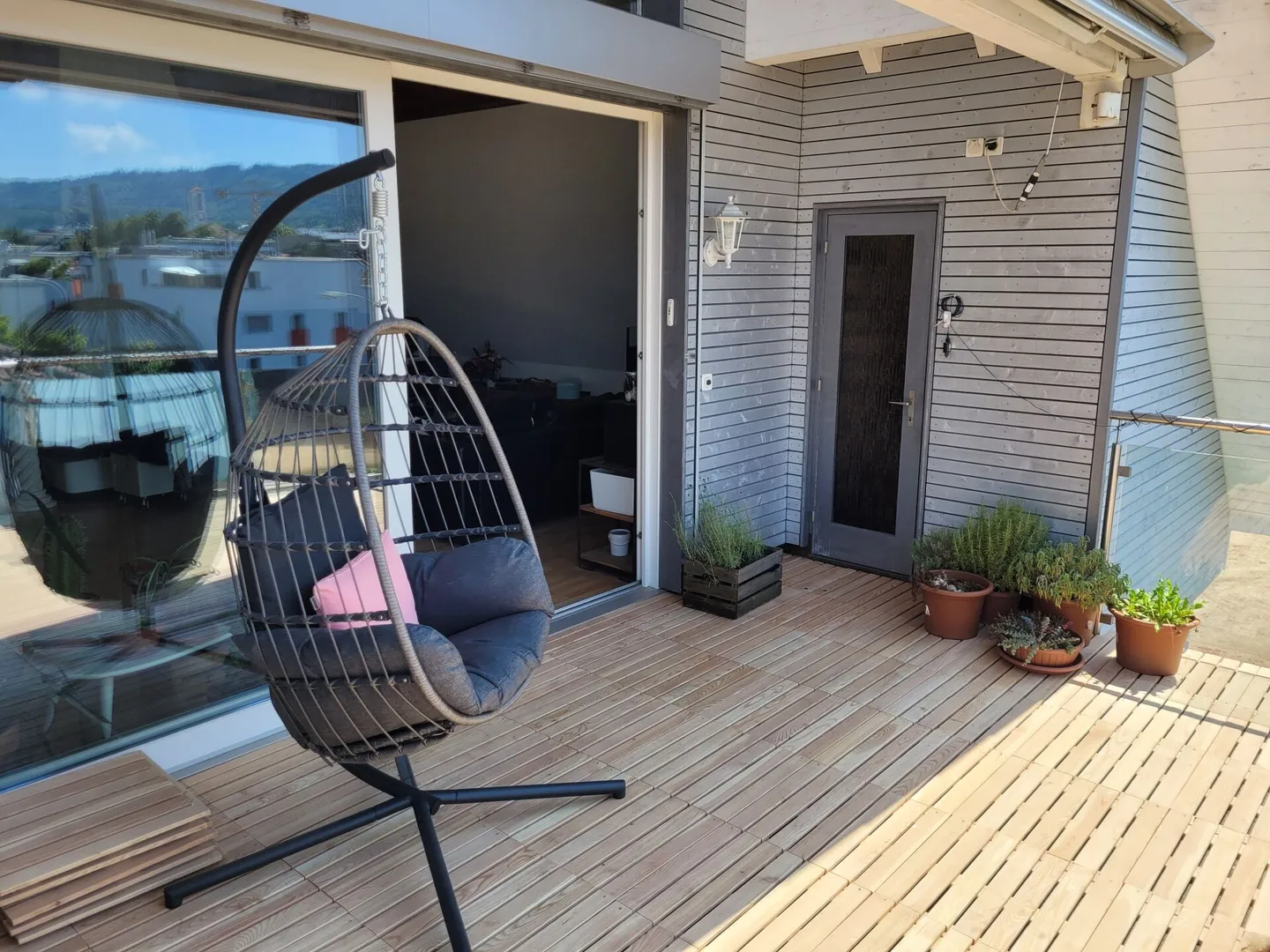 Grosse helle Attikawohnung - Photo 7 sur 15