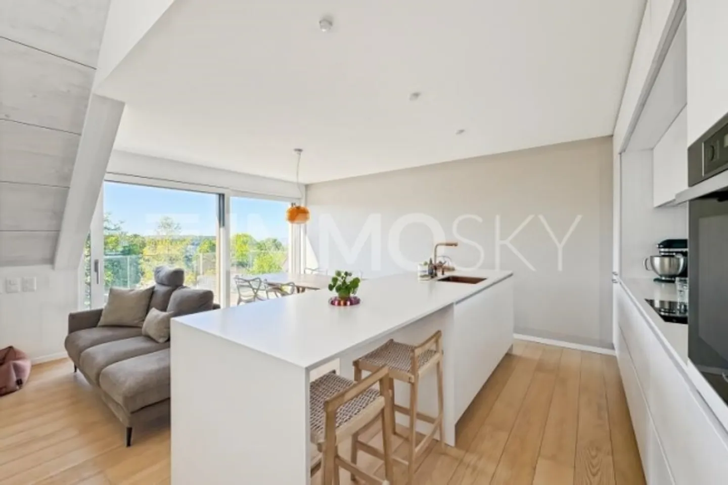 Exclusive 3.5 high-end rooms with a view in Froideville - Photo 5 of 9