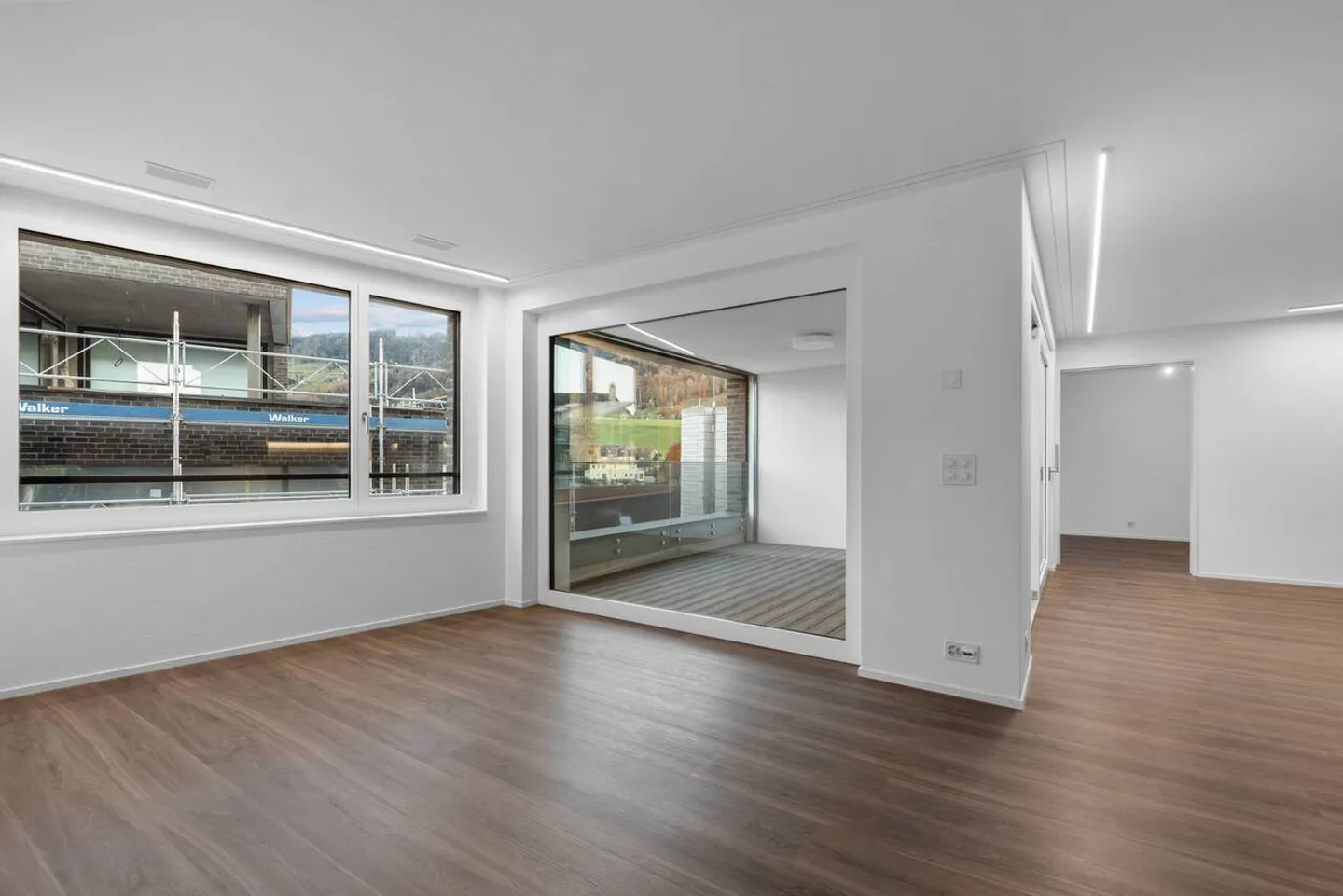 Appartamento moderno di 2,5 locali con finiture di alta qualità e loggia - Foto 13 di 16