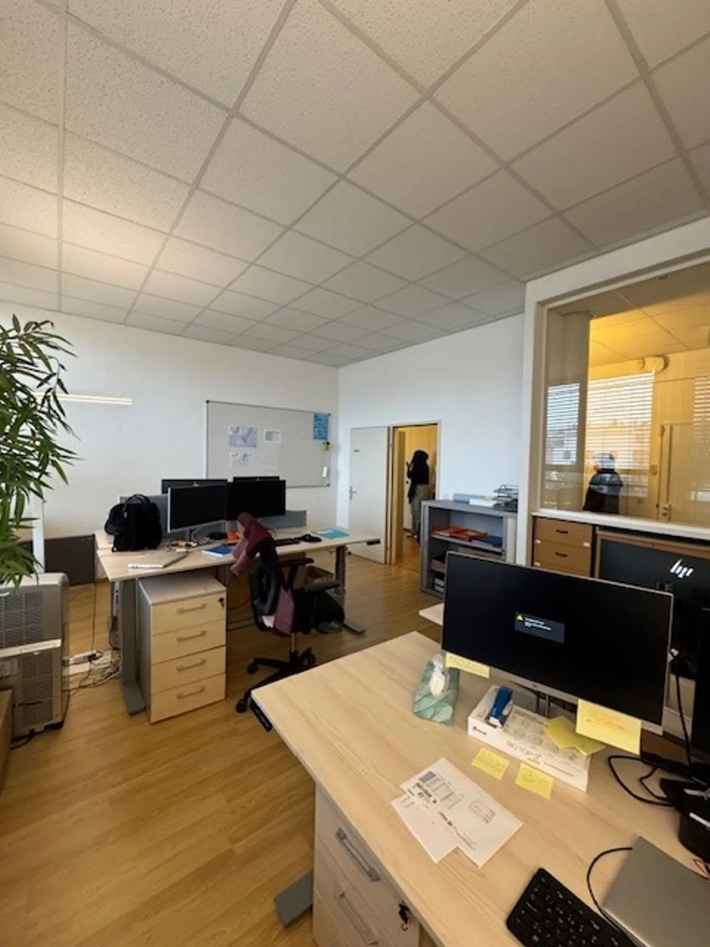 Bureaux luxueux de 940 m² à Champel - Photo 2 sur 9