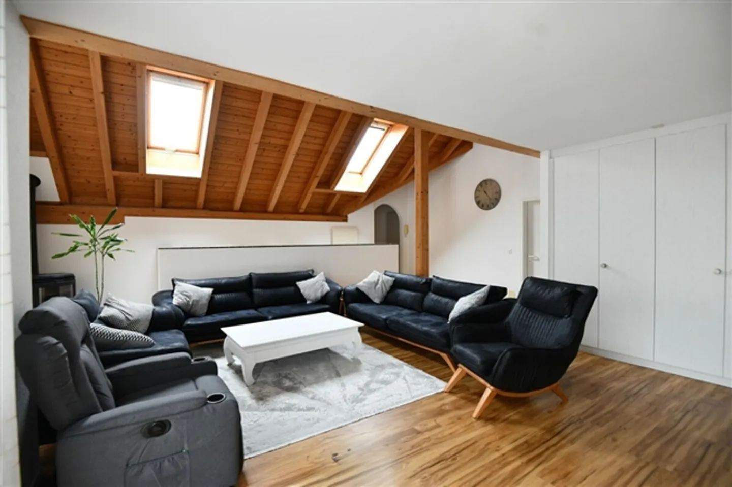 MAISON JUMELLE AVEC POTENTIEL - Photo 6 sur 16