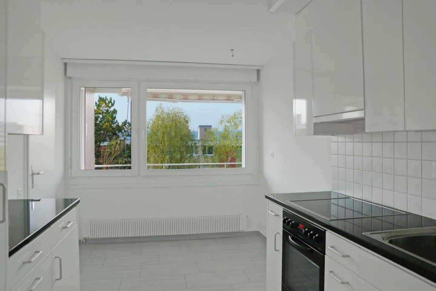 Attractive Garden Apartment in the Buchthaler Quarter - Photo 2 of 5