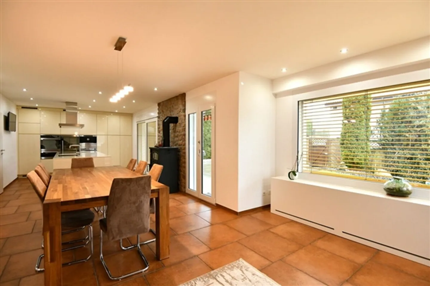 MAISON JUMELLE AVEC POTENTIEL - Photo 9 sur 16