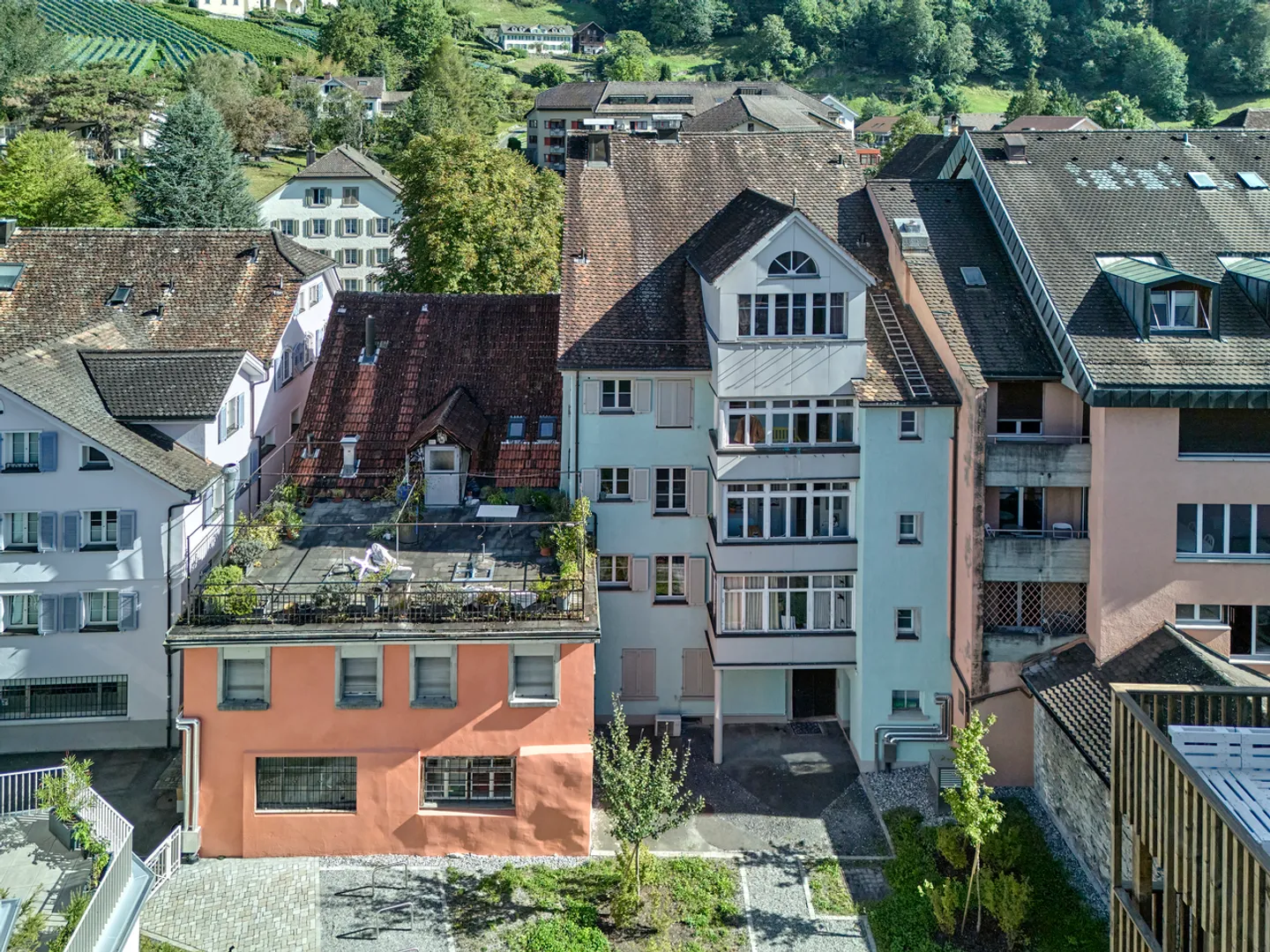 Historical cellar vault in prime location in Altdorf - Photo 3 of 3