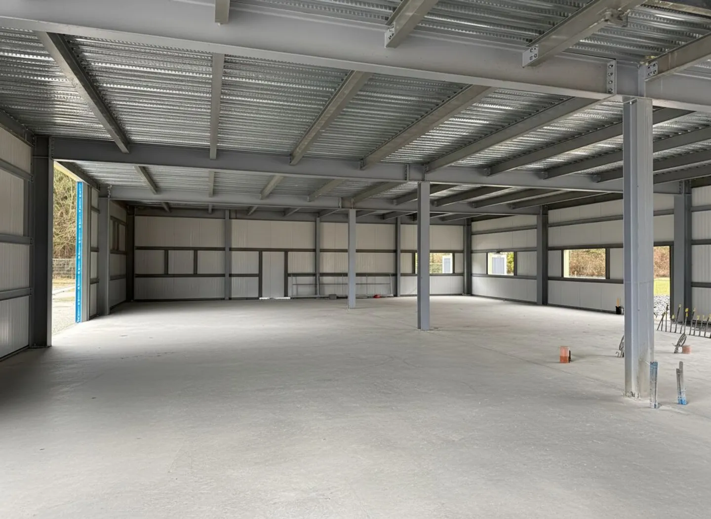 For Sale - Mixed Industrial Hall with Excellent Yield in Aigle - Photo 7 of 9