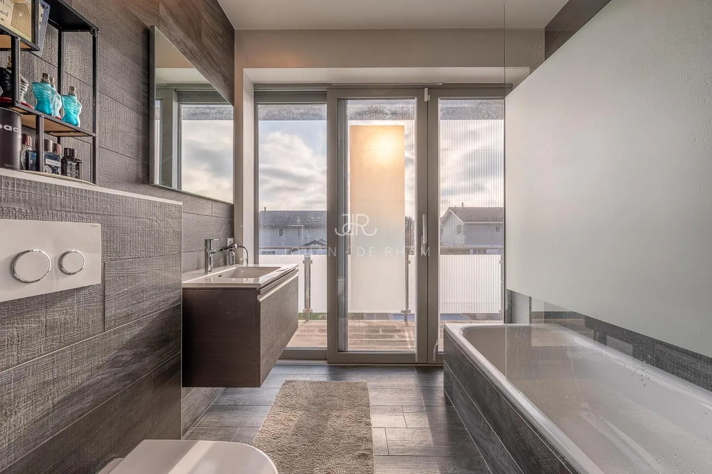 Duplex House with Pool in Quiet Village Terre Sainte - Photo 7 of 11
