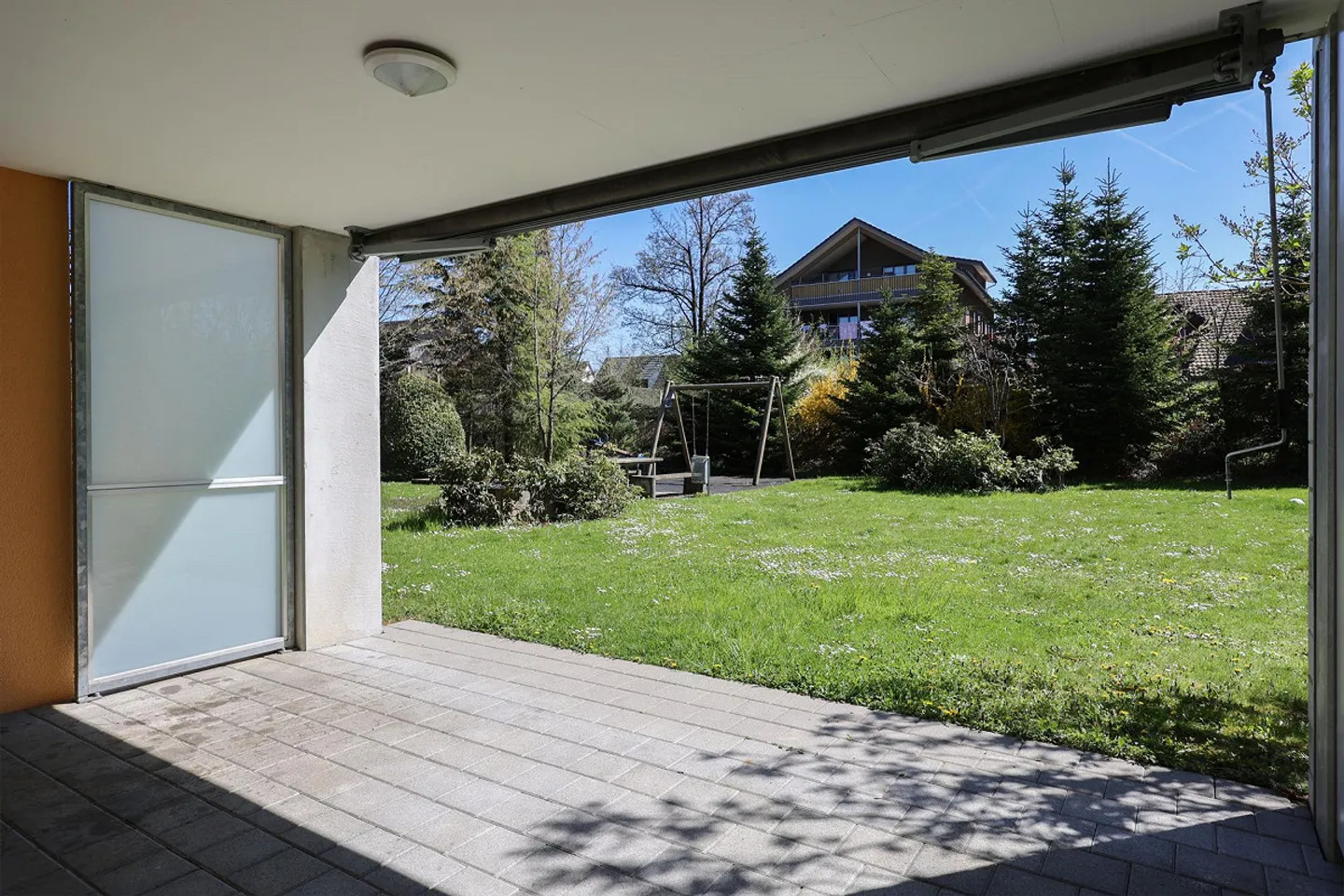 Appartamento familiare di 4,5 stanze al piano terra con patio ... - Foto 10 di 10