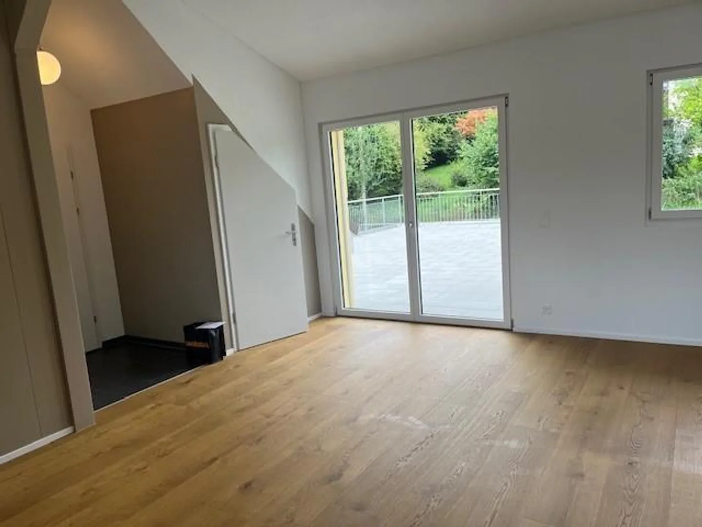 3-Year-Old Penthouse Apartment with Large Terrace - Photo 3 of 13