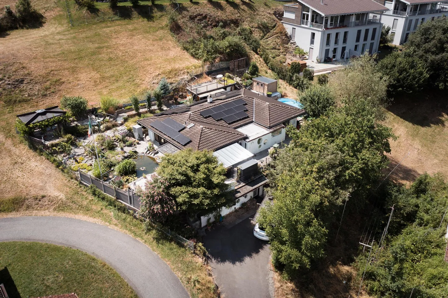 Charmantes Einfamilienhaus mit Garten - Foto 2 von 20